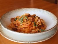 Fettuccine em Iscas de Filet